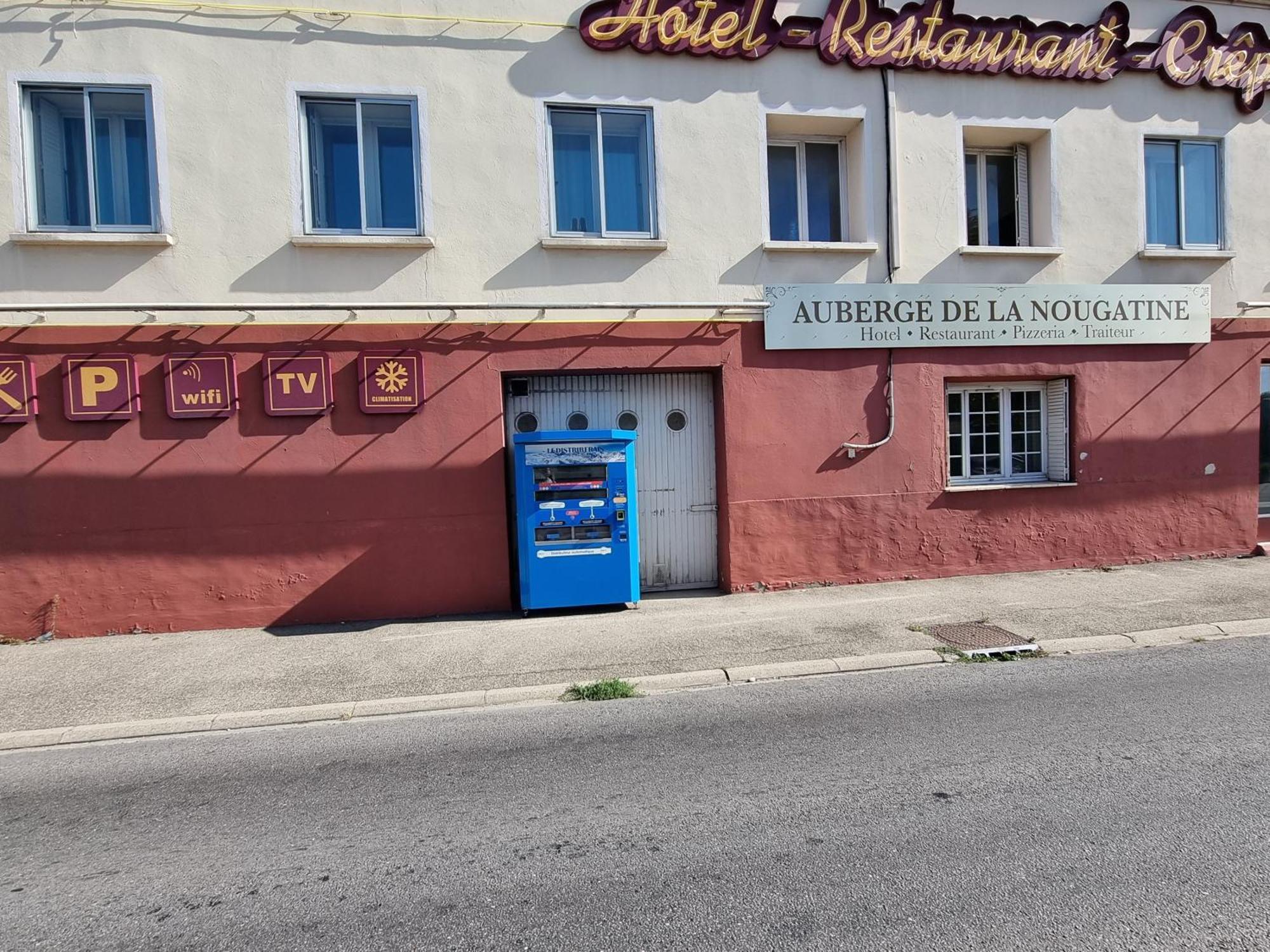 Auberge De La Nougatine Eu La Coucourde Экстерьер фото